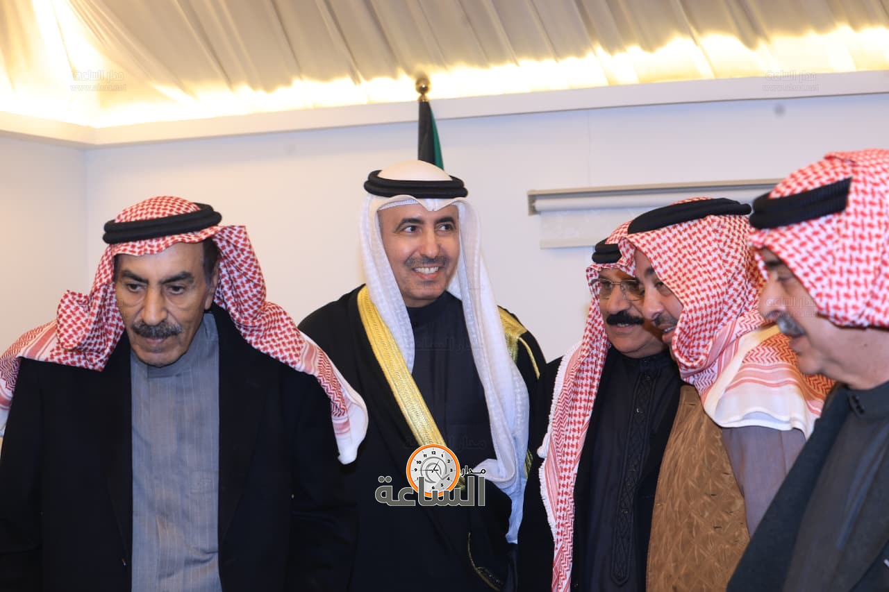 Madar Al-Saa Images 0.2968618876282414