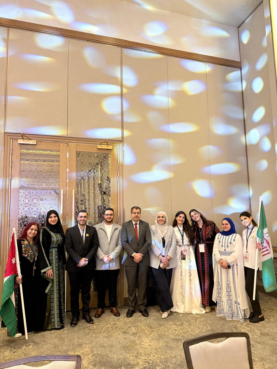 Madar Al-Saa Images 0.2008649155463944