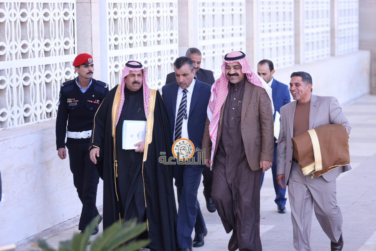 Madar Al-Saa Images 0.094738483678523