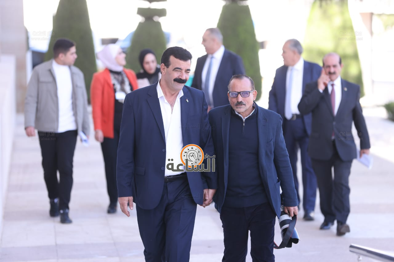 Madar Al-Saa Images 0.01918622196680342