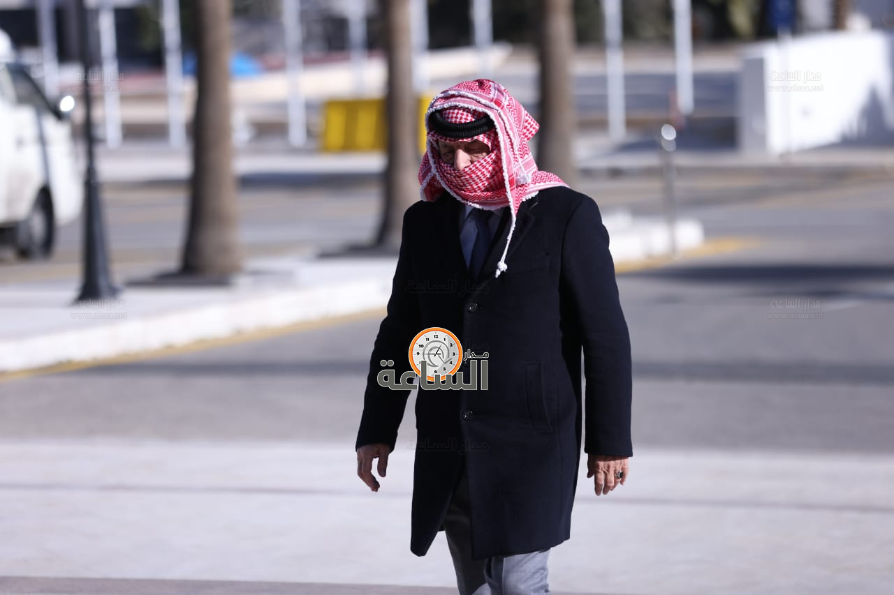 Madar Al-Saa Images 0.10656844274964117