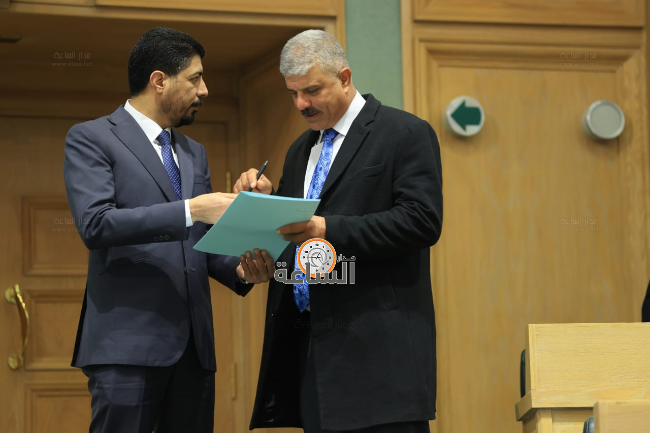 Madar Al-Saa Images 0.27219991169193836