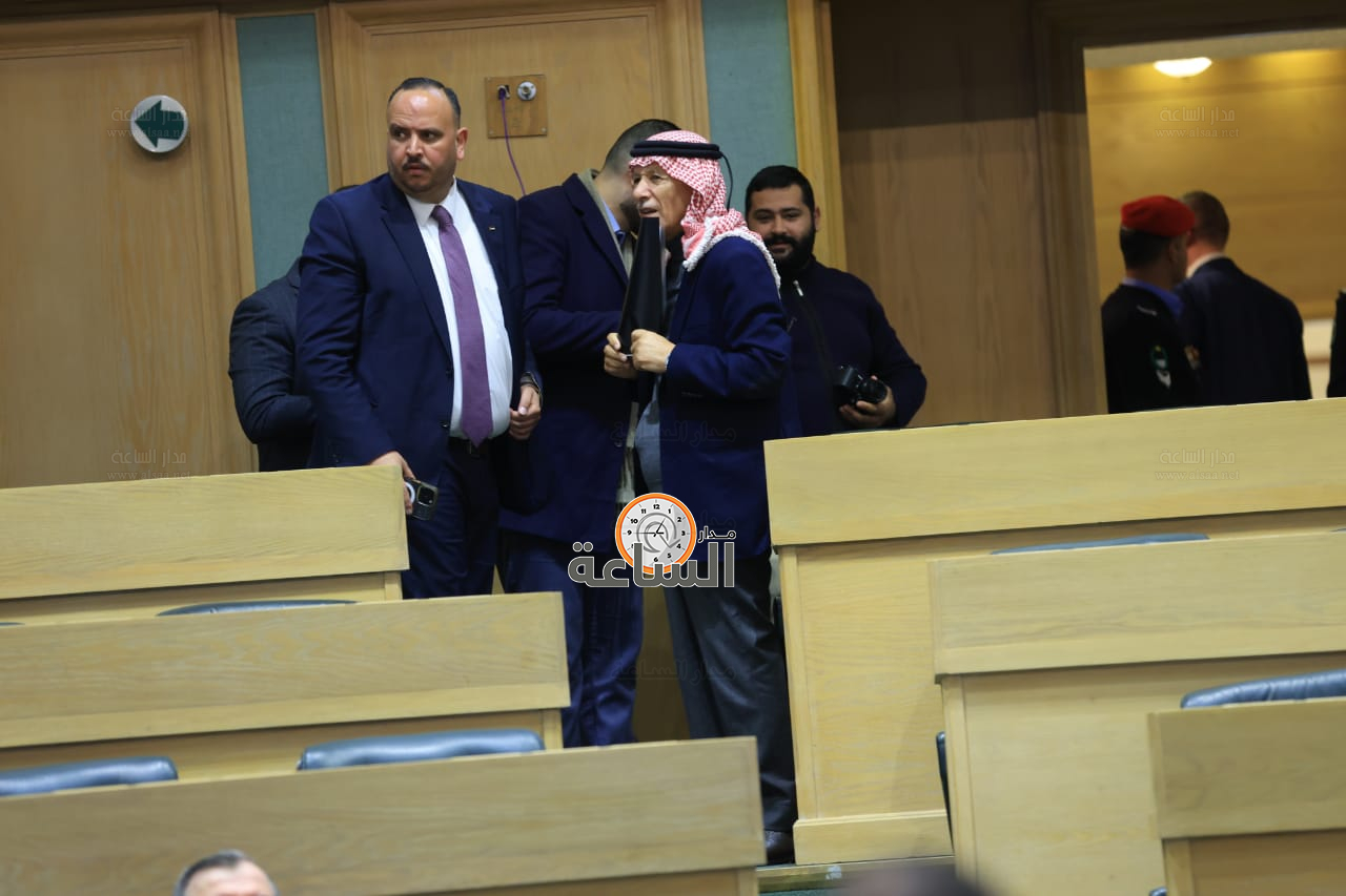 Madar Al-Saa Images 0.7918712544280168