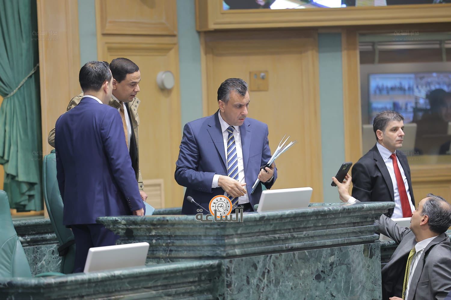 Madar Al-Saa Images 0.7061642009521372