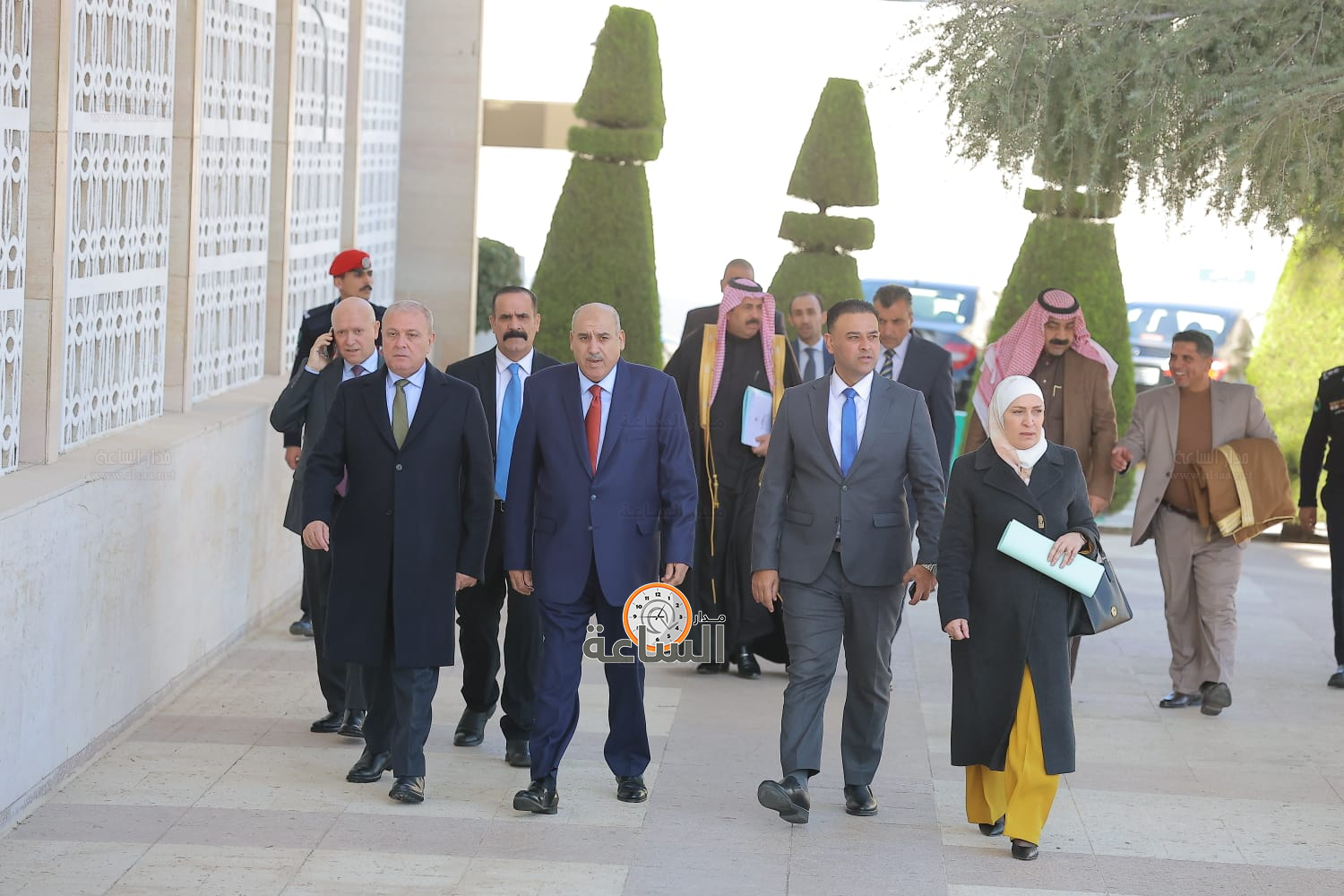 Madar Al-Saa Images 0.6245437405767921