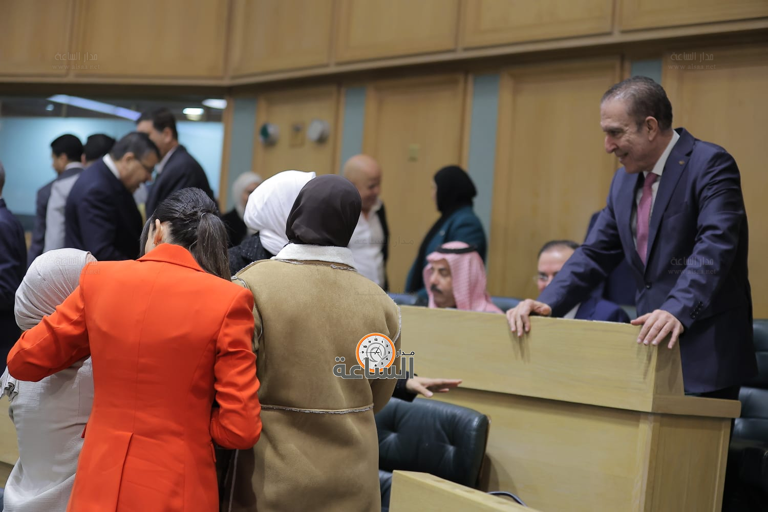 Madar Al-Saa Images 0.7171590089482469