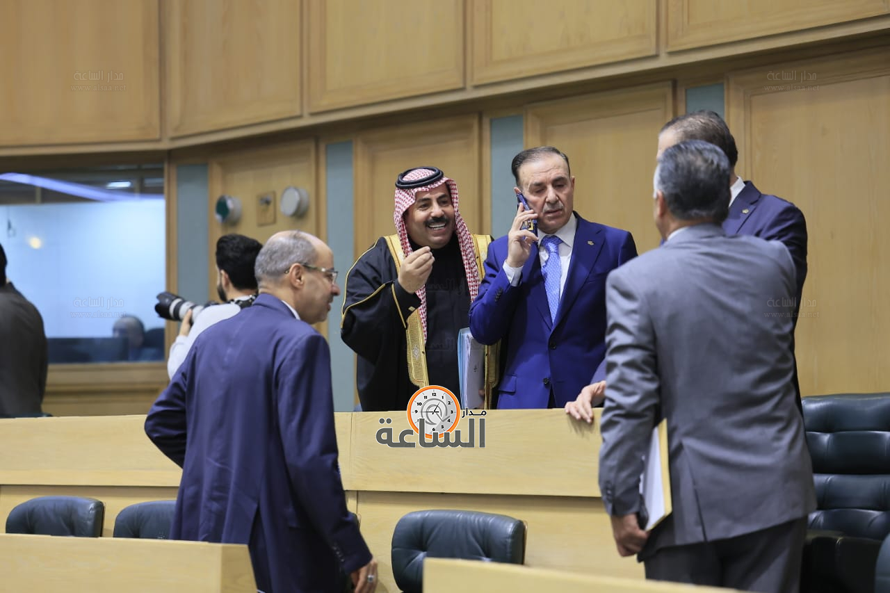 Madar Al-Saa Images 0.06129032349771579