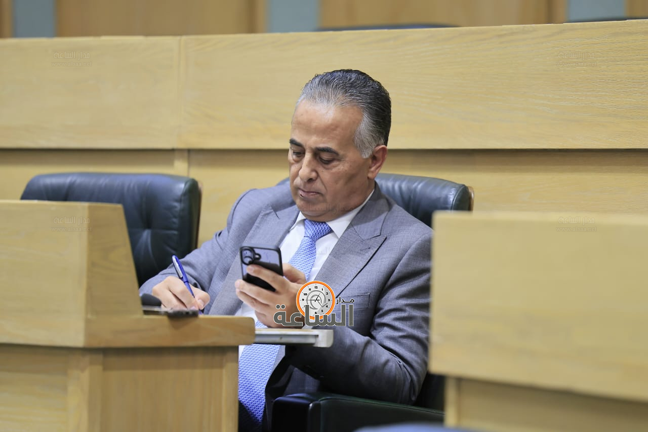 Madar Al-Saa Images 0.5194396150233439