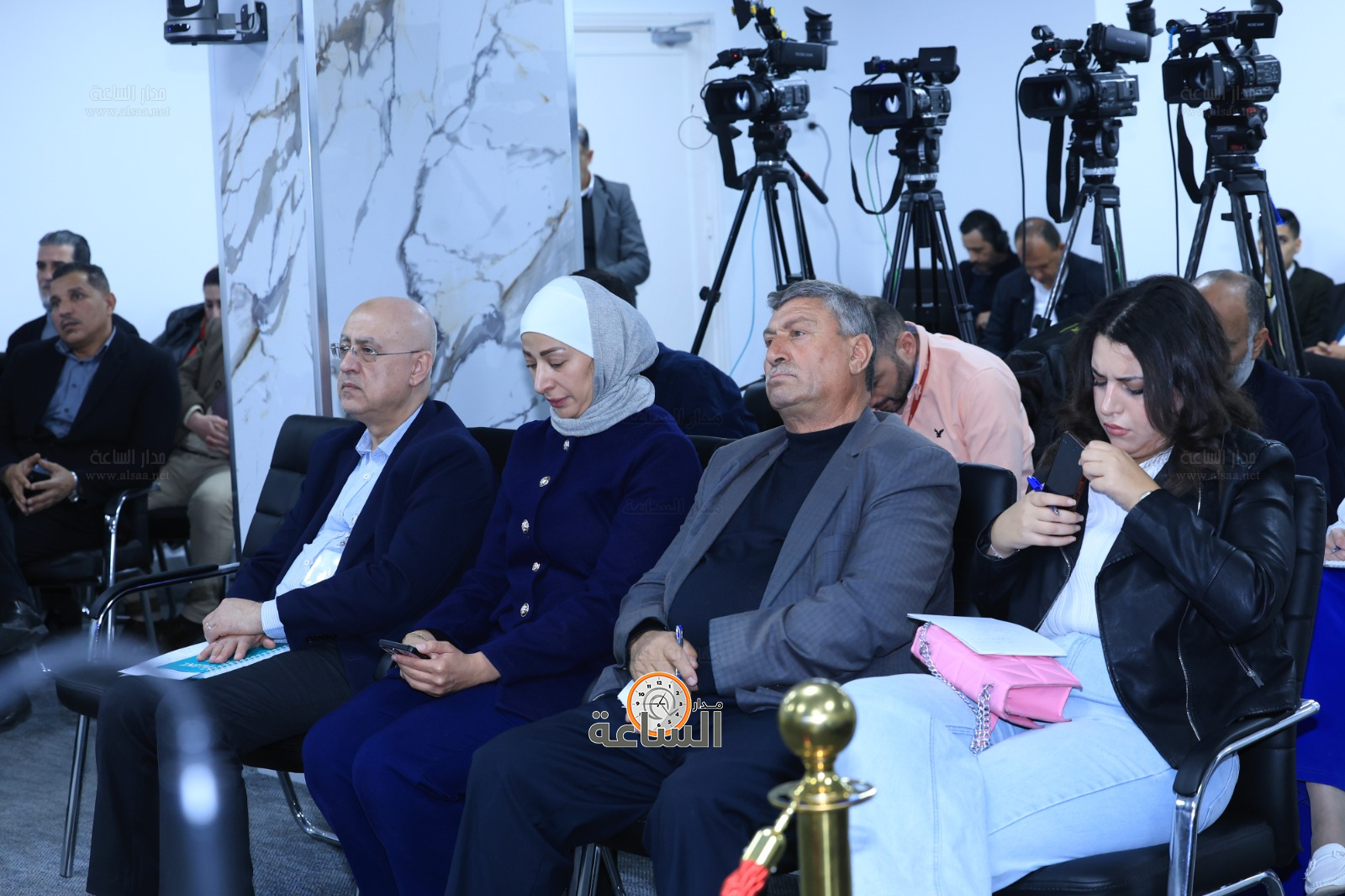 Madar Al-Saa Images 0.8492435253692899