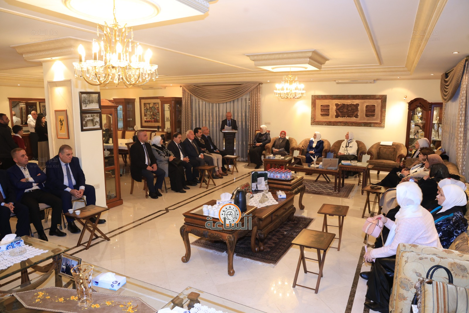 Madar Al-Saa Images 0.11113159524031224