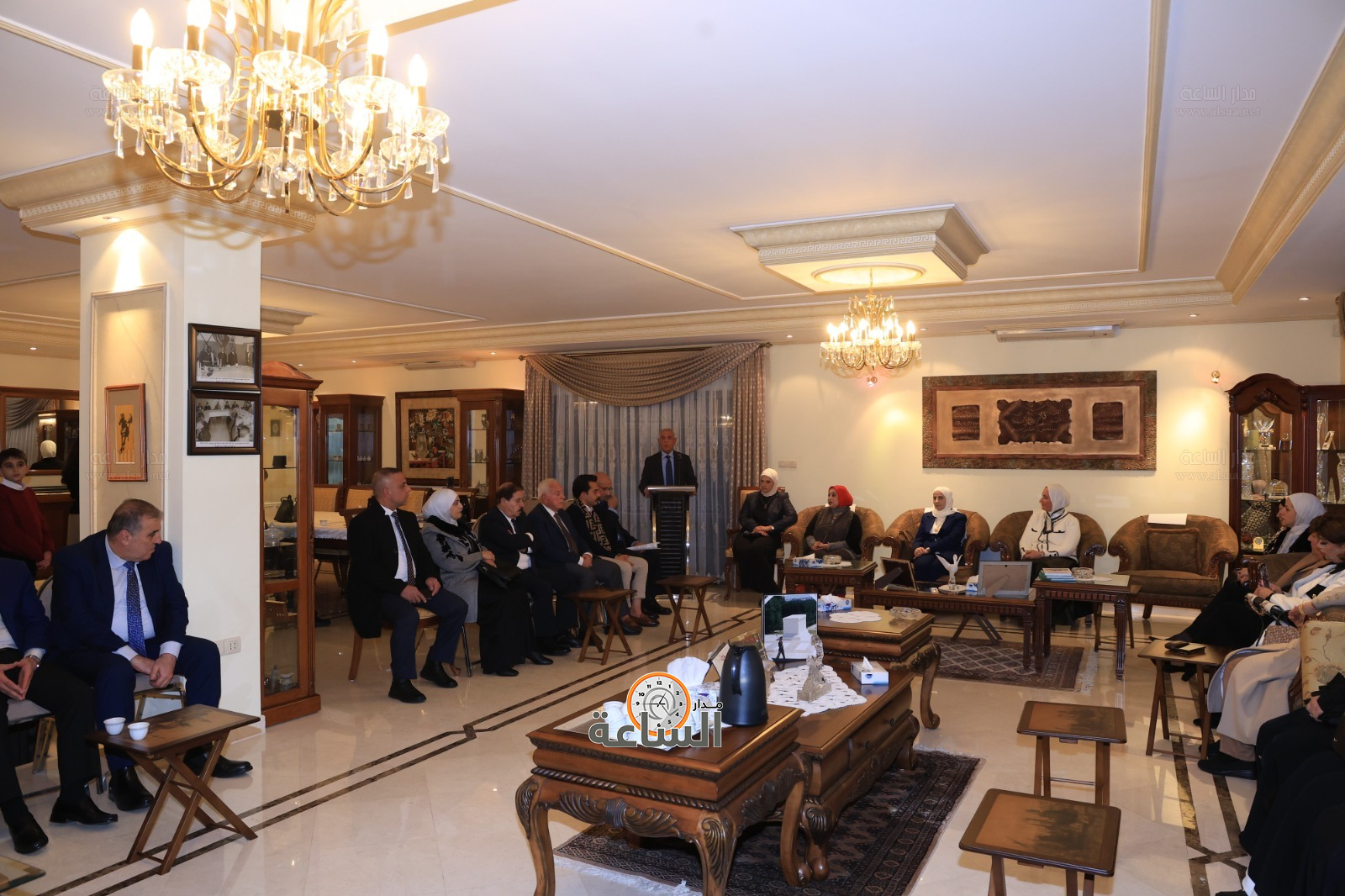 Madar Al-Saa Images 0.4142734479603114