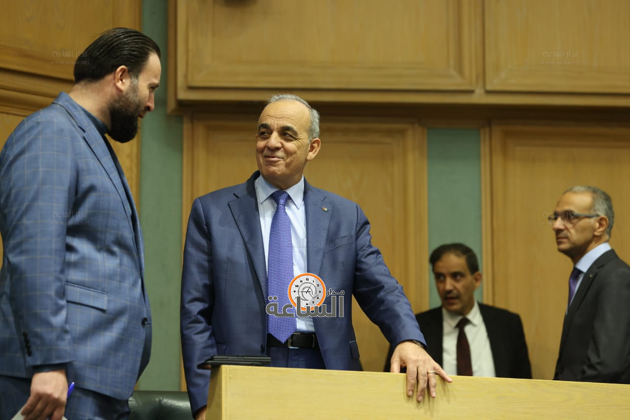 Madar Al-Saa Images 0.8514657164947226