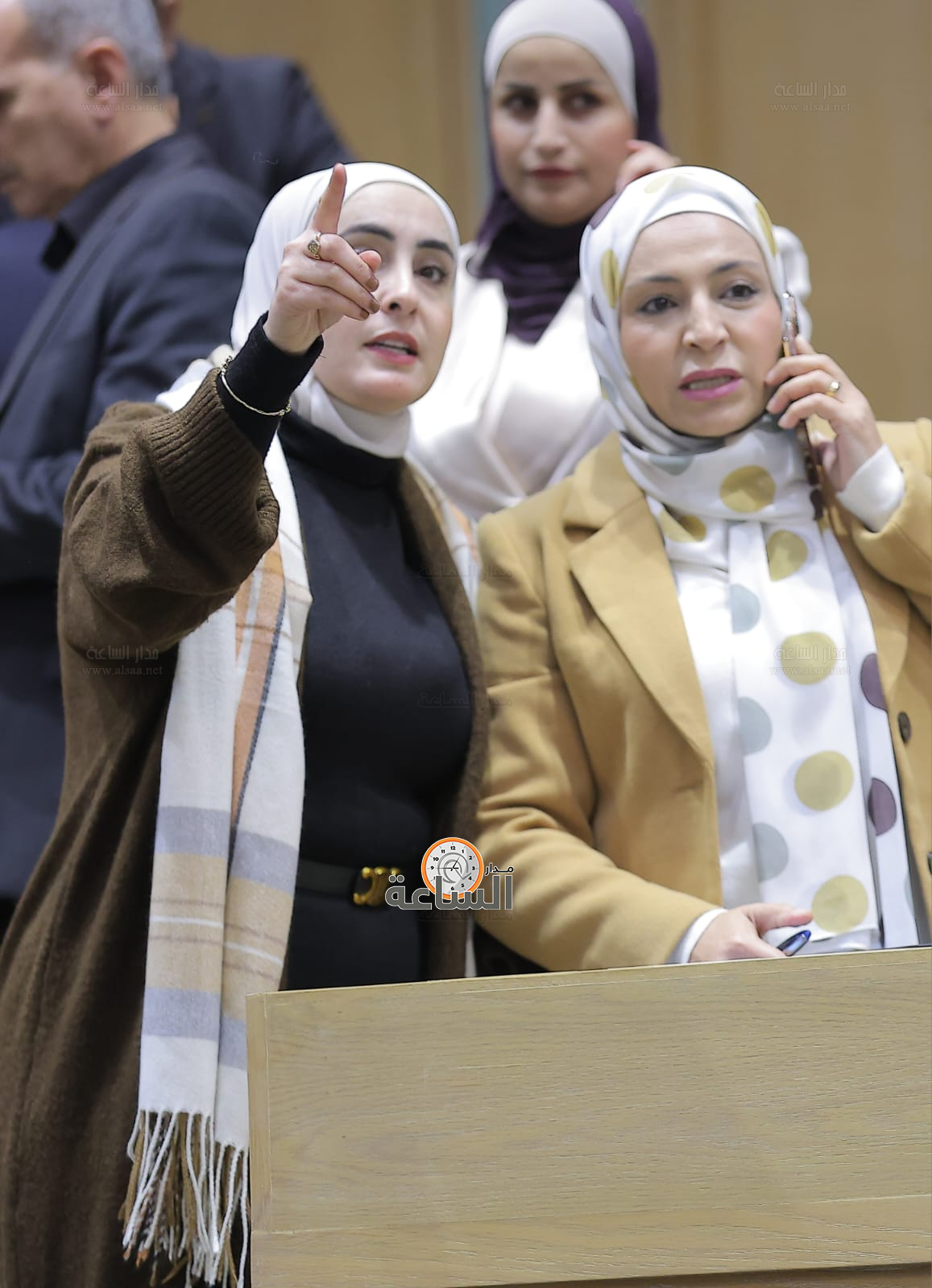 Madar Al-Saa Images 0.5527270762349272