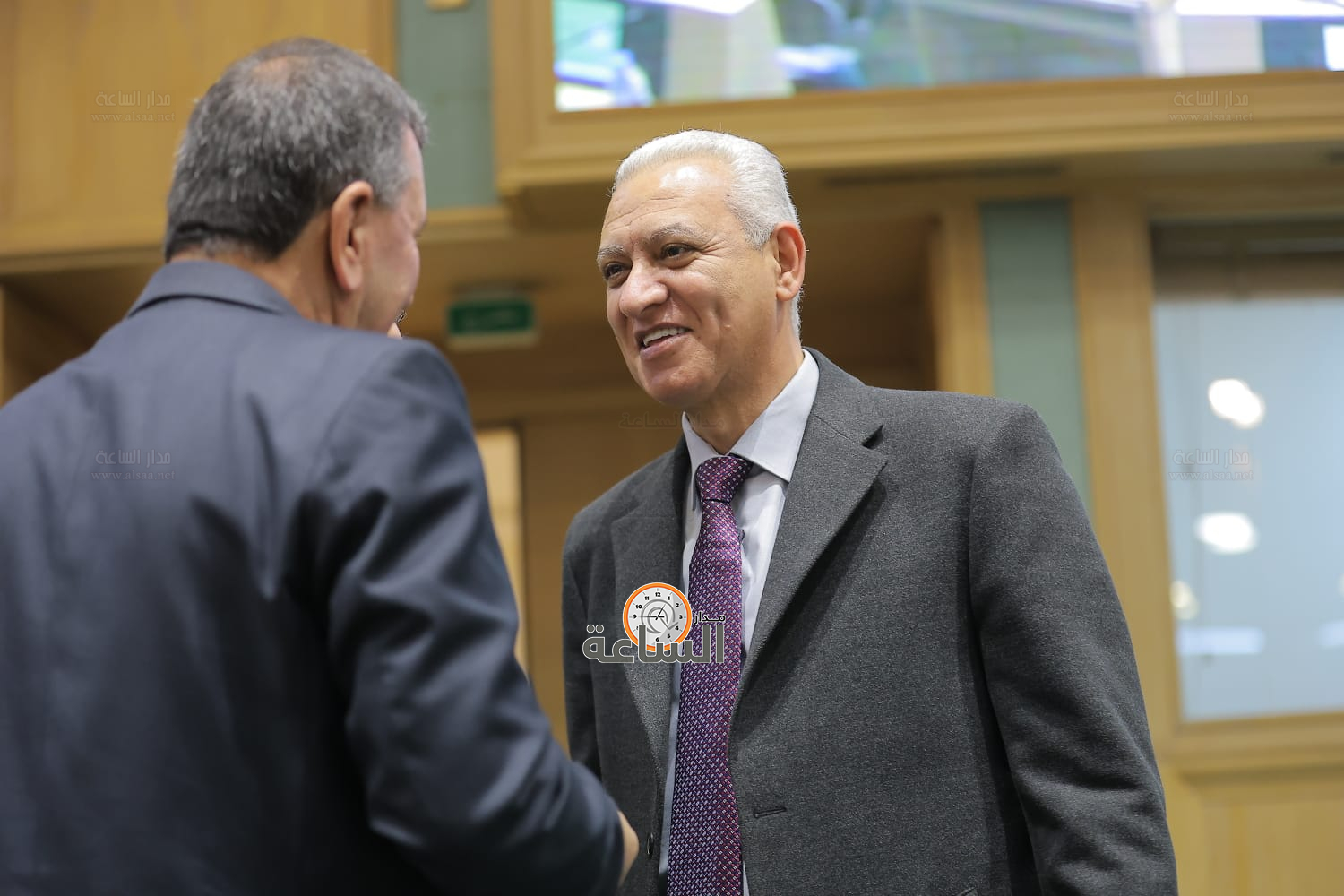 Madar Al-Saa Images 0.8727106141946631