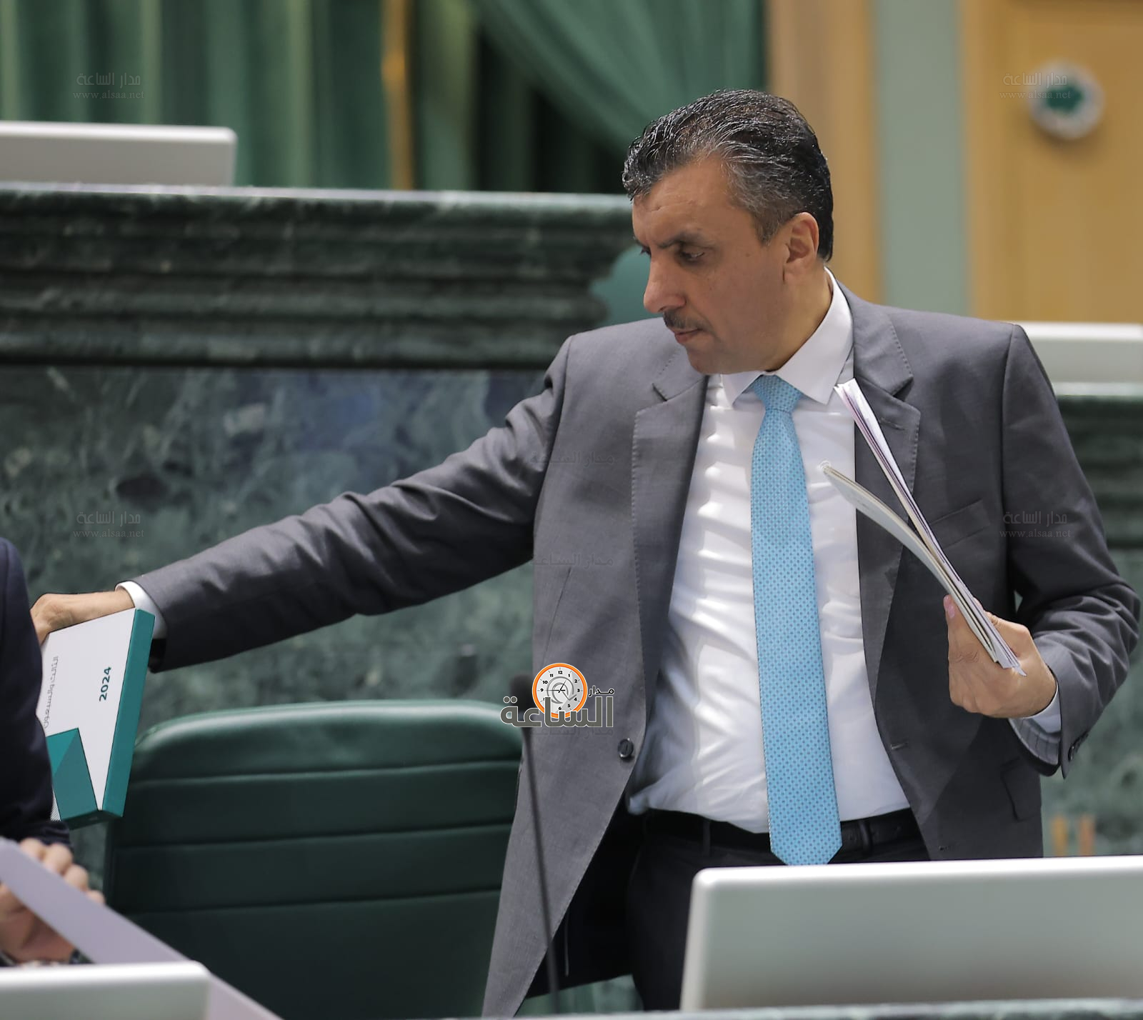 Madar Al-Saa Images 0.5363095835156582