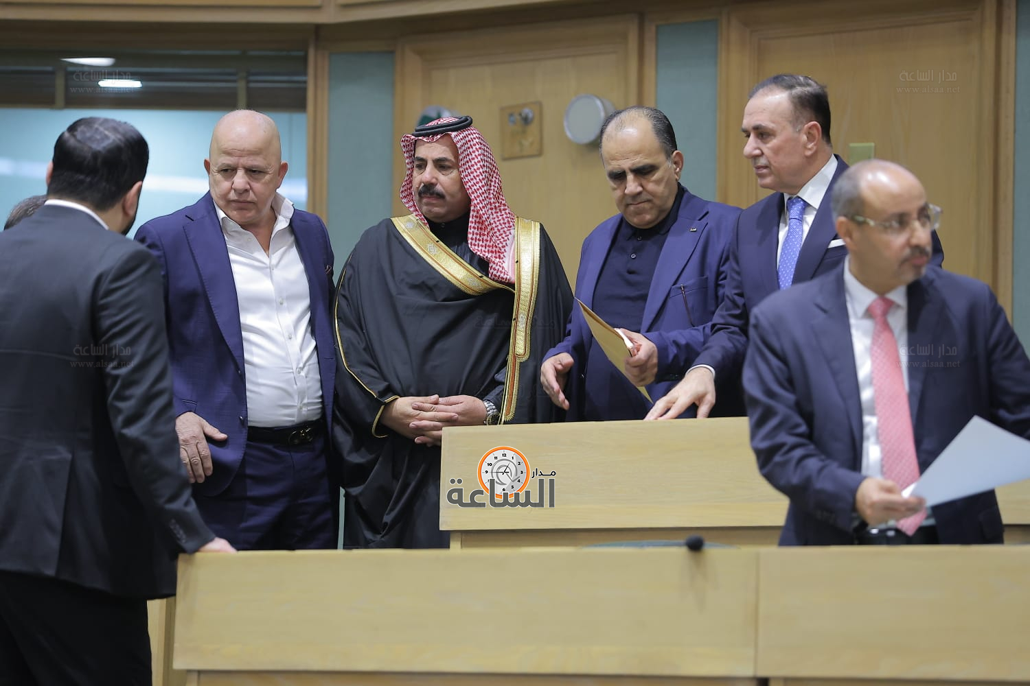 Madar Al-Saa Images 0.03351374769519966