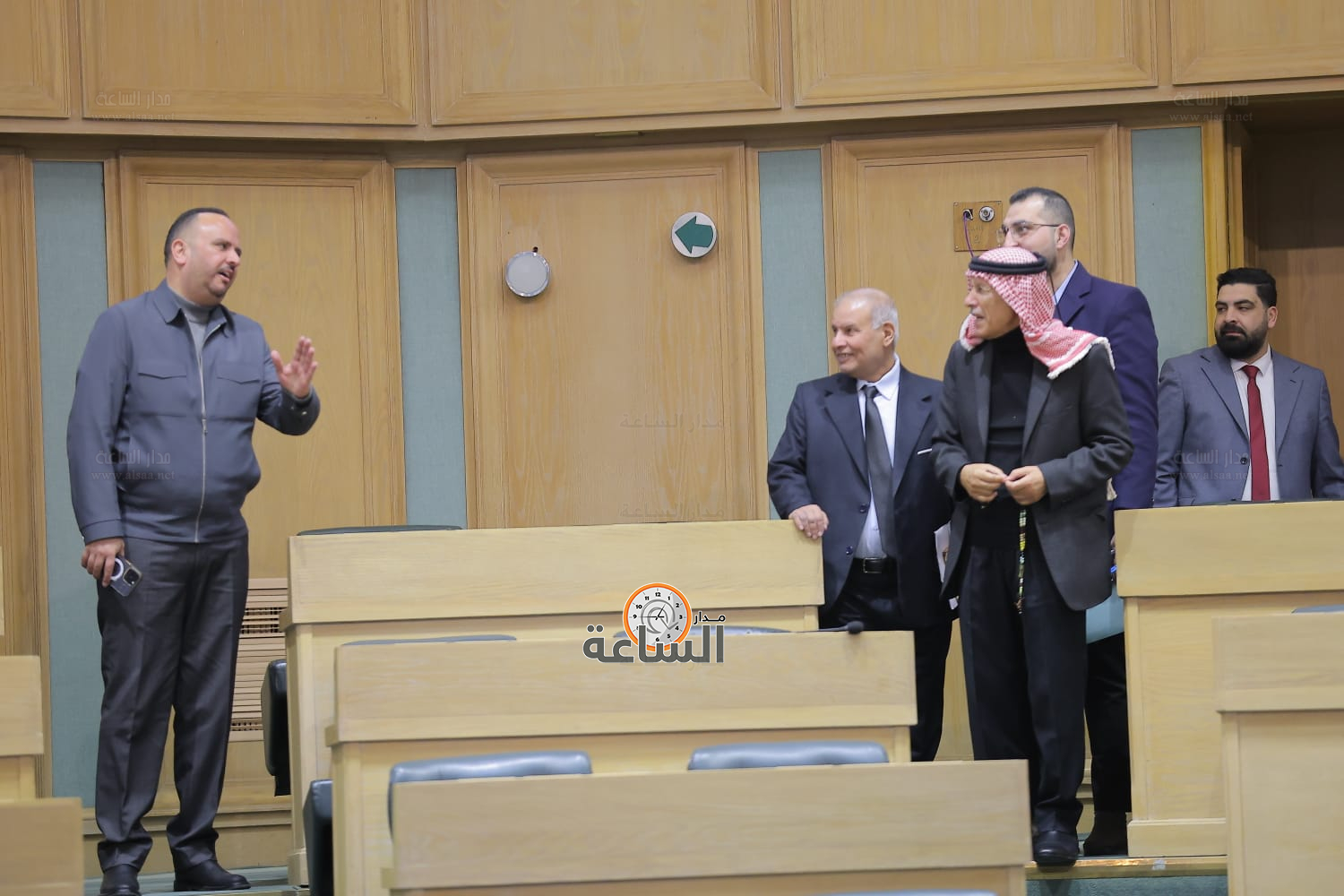 Madar Al-Saa Images 0.39659444506169306