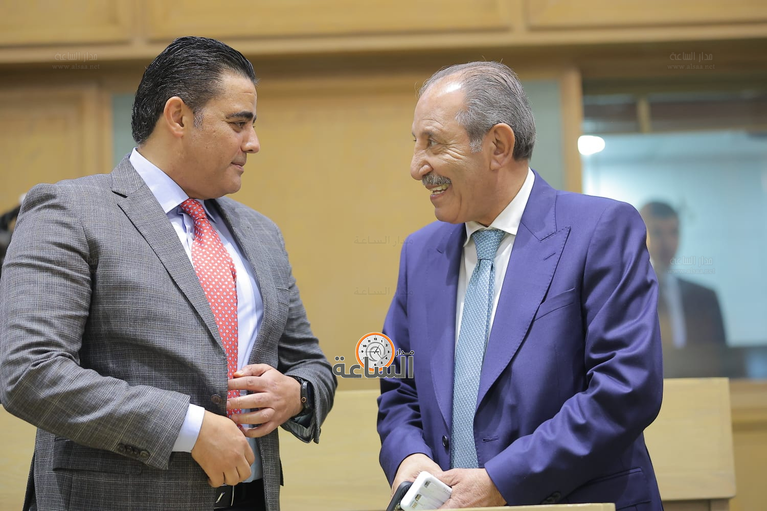 Madar Al-Saa Images 0.09330643970355135