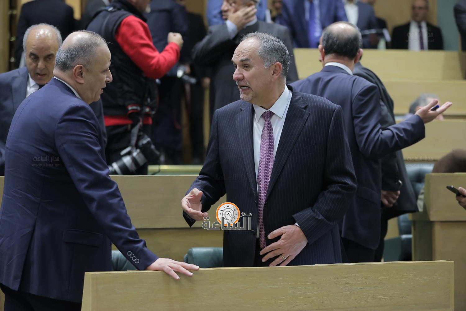 Madar Al-Saa Images 0.027033104630402538