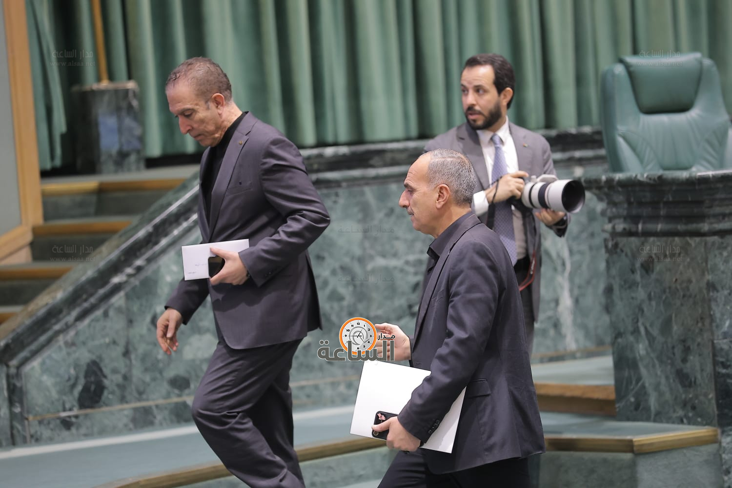 Madar Al-Saa Images 0.35756893194338024