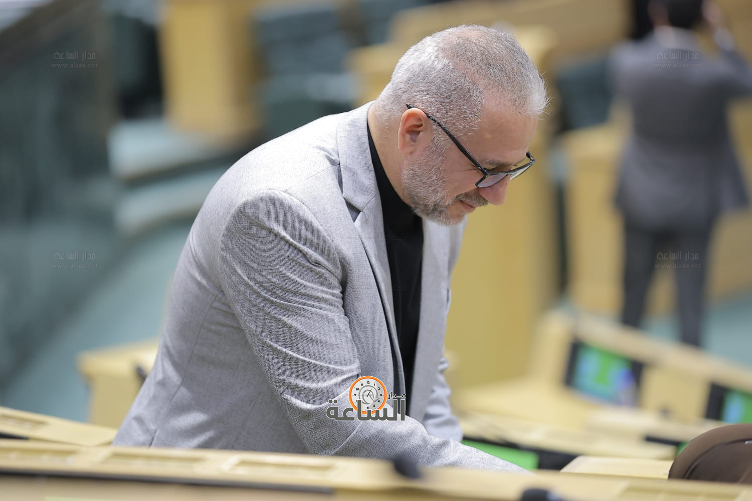 Madar Al-Saa Images 0.5536672382934759