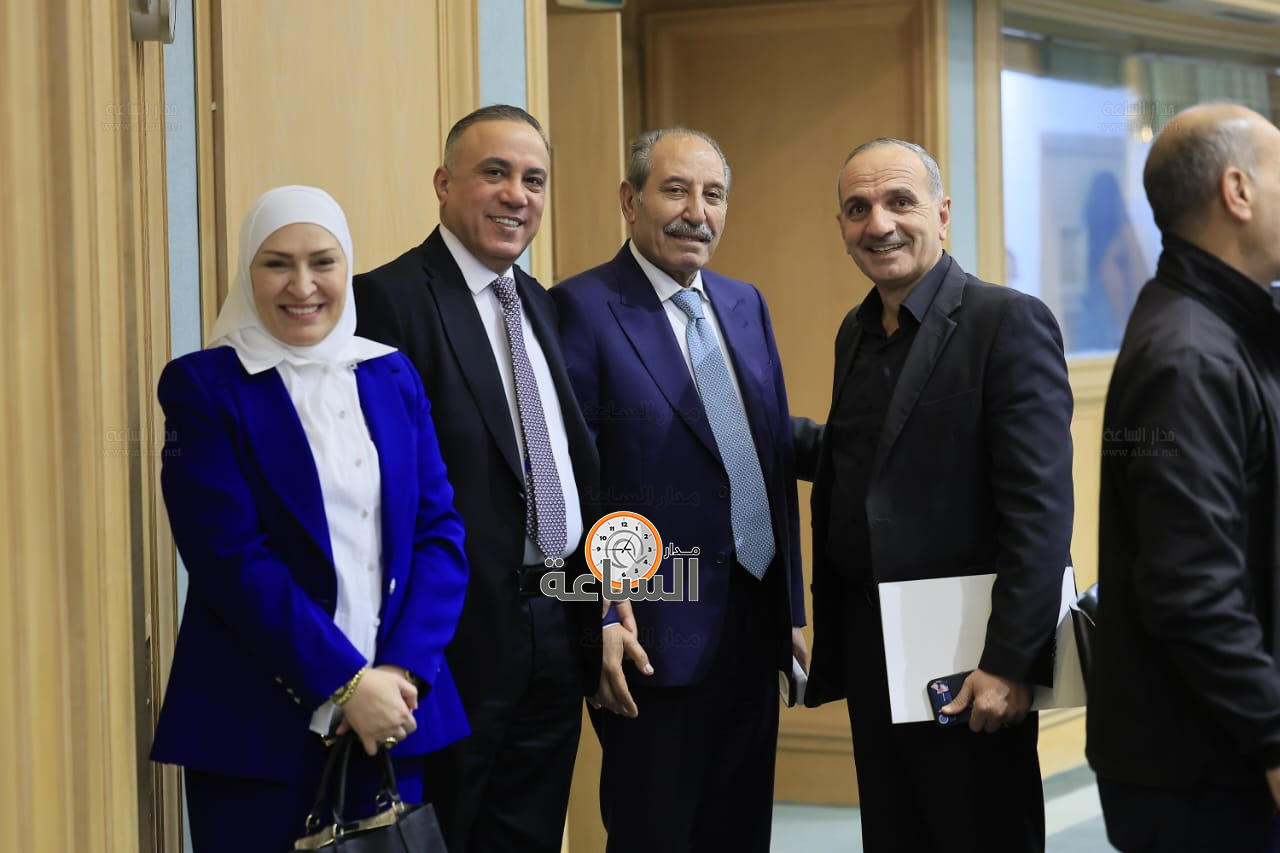 Madar Al-Saa Images 0.3183312839333077