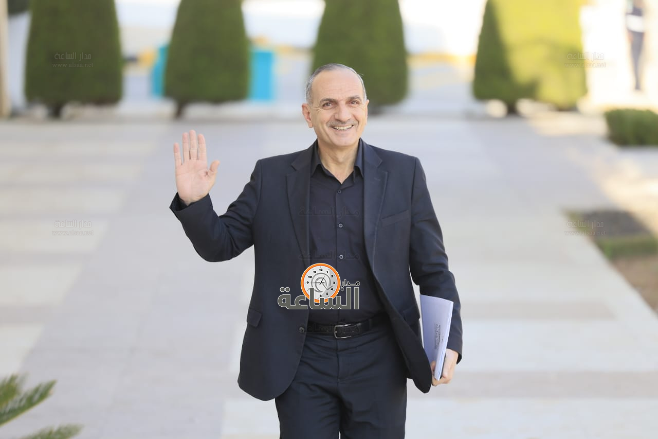 Madar Al-Saa Images 0.8990321029240261