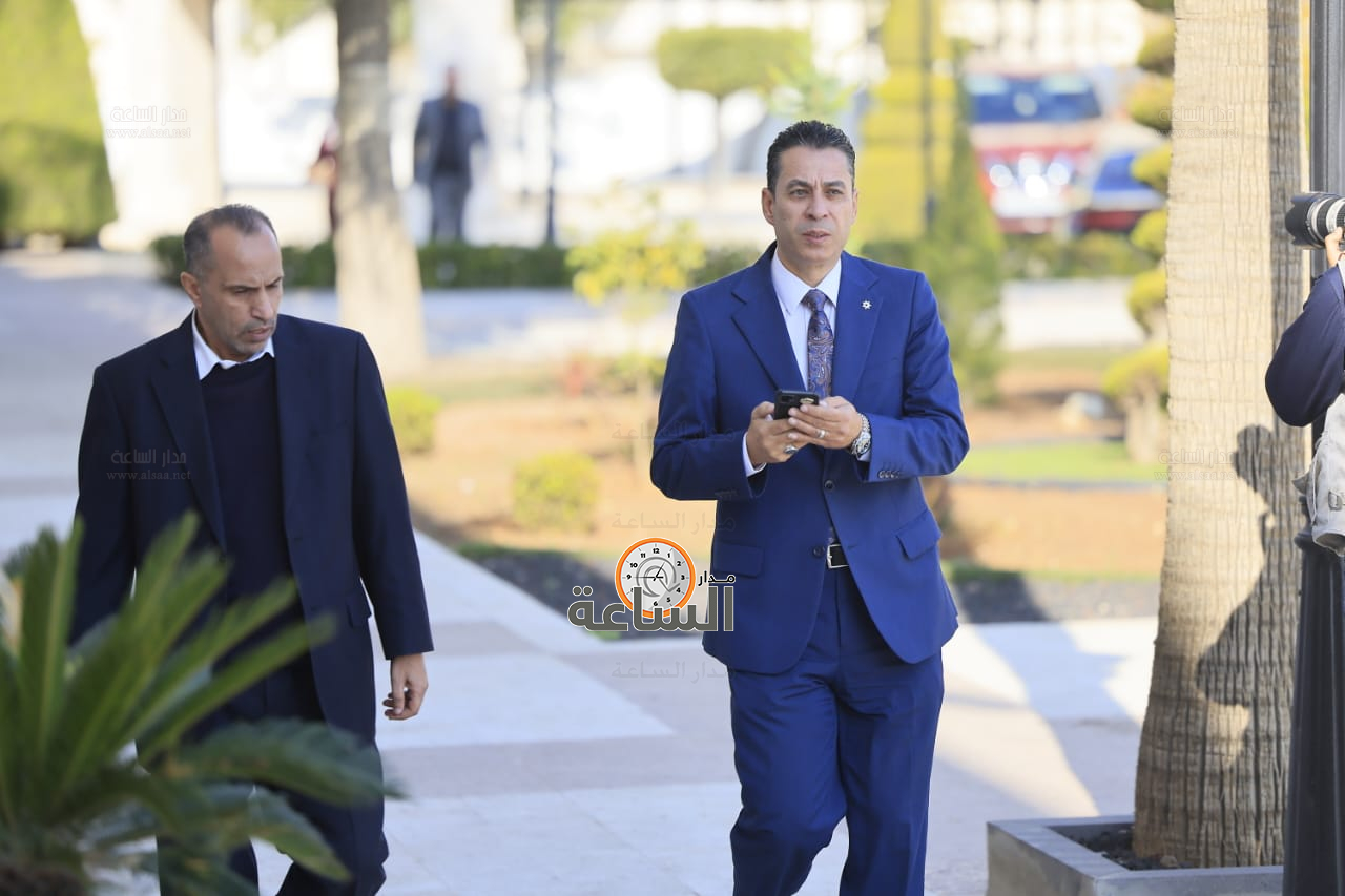 Madar Al-Saa Images 0.06357179699919269