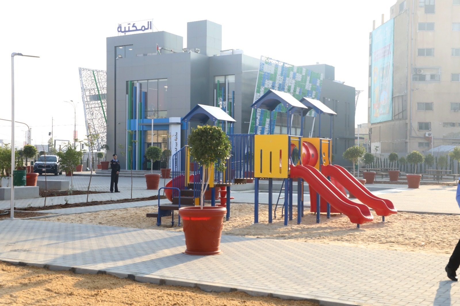 Madar Al-Saa Images 0.7891203170113128