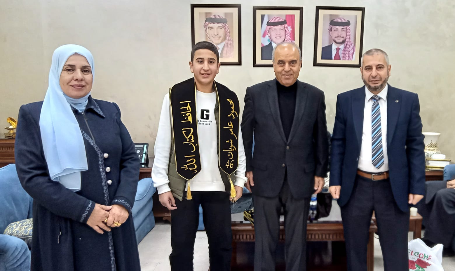 Madar Al-Saa Images 0.7127588381934176