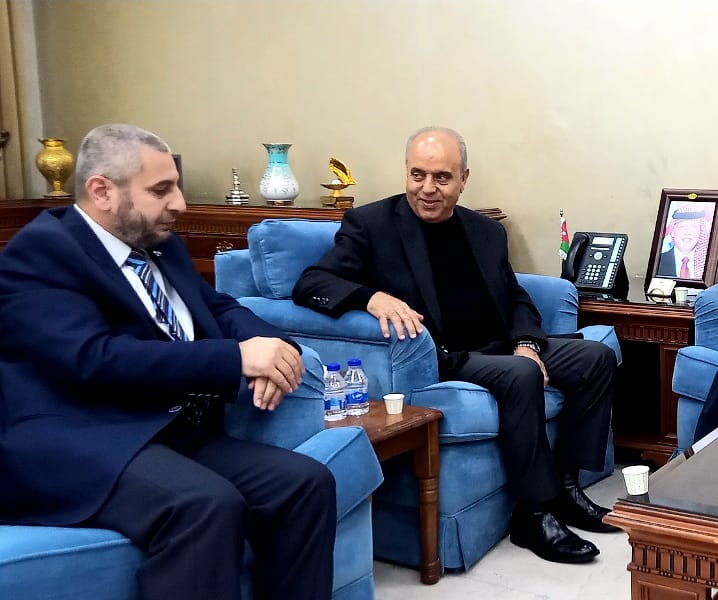 Madar Al-Saa Images 0.6560274996327885