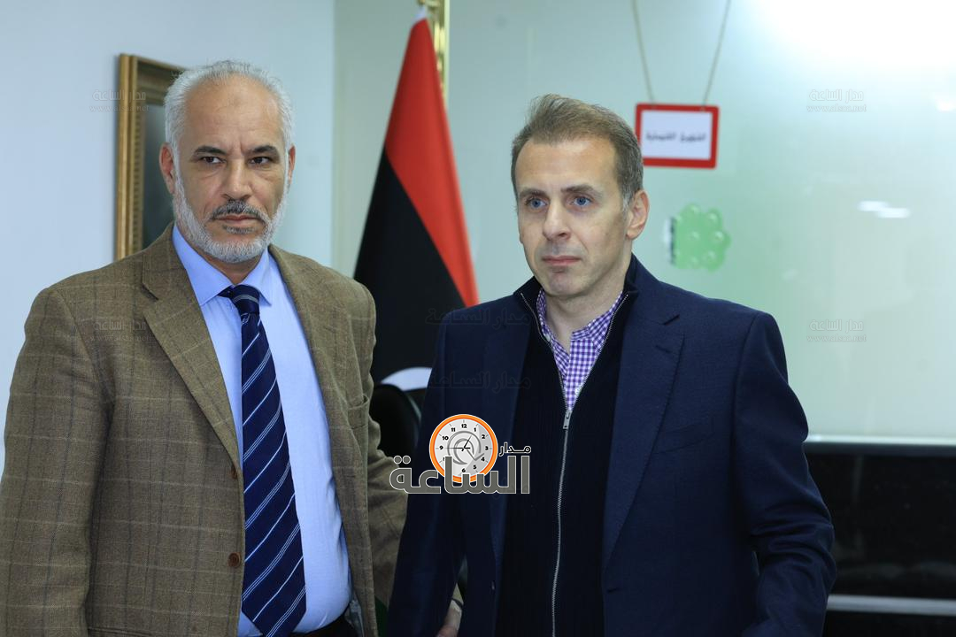 Madar Al-Saa Images 0.16052782149154843