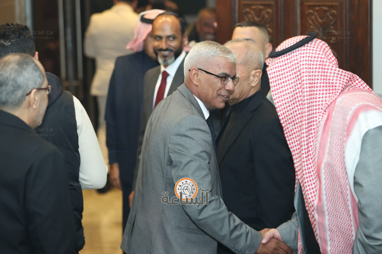 Madar Al-Saa Images 0.4825522641485267