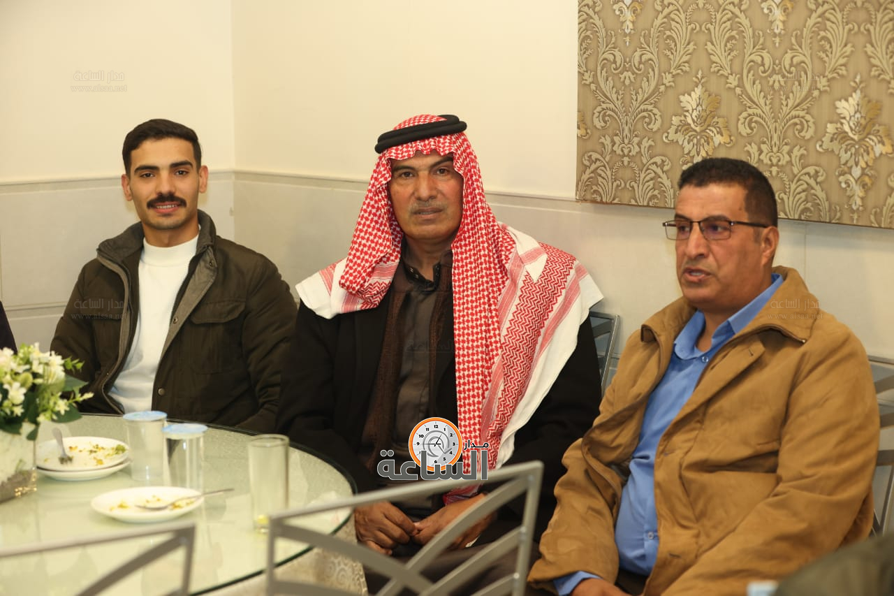 Madar Al-Saa Images 0.041976738599047825