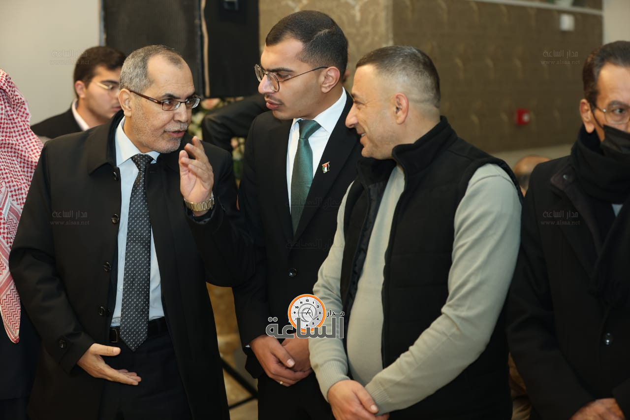 Madar Al-Saa Images 0.59177999249268