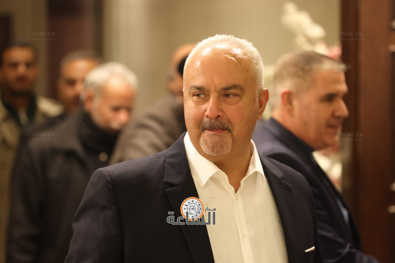 Madar Al-Saa Images 0.47839345895421026