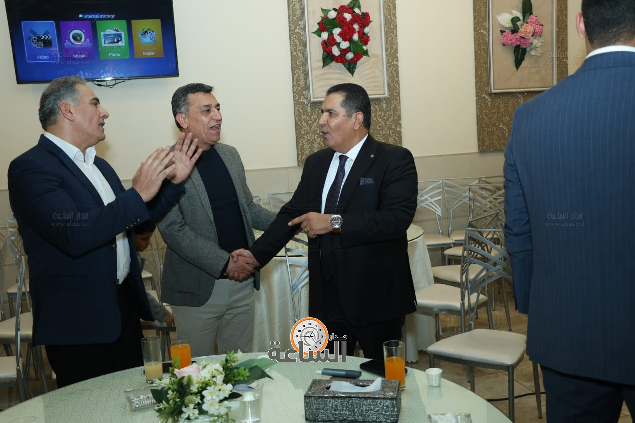 Madar Al-Saa Images 0.9986981336873461