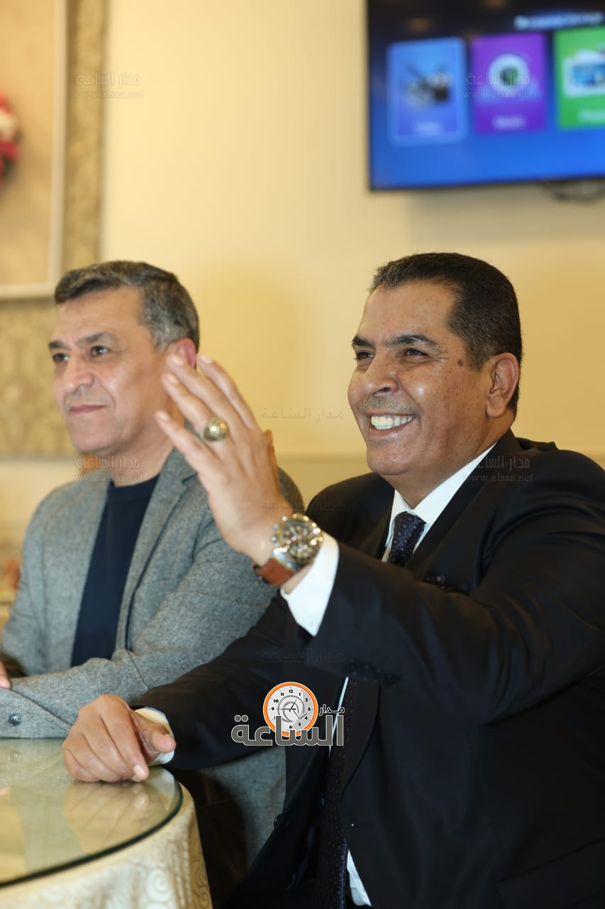 Madar Al-Saa Images 0.08645917981653672