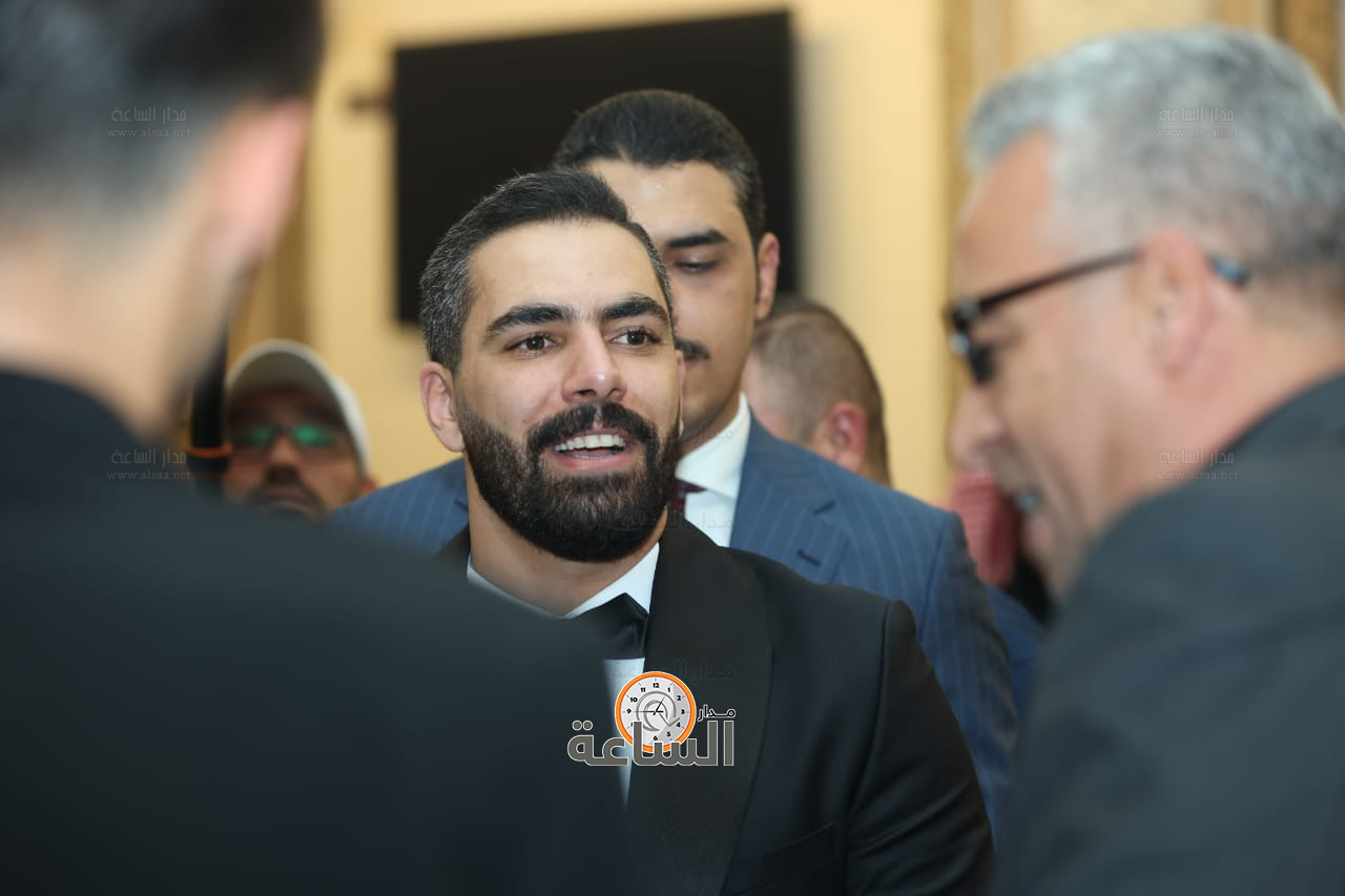 Madar Al-Saa Images 0.04055325407870969