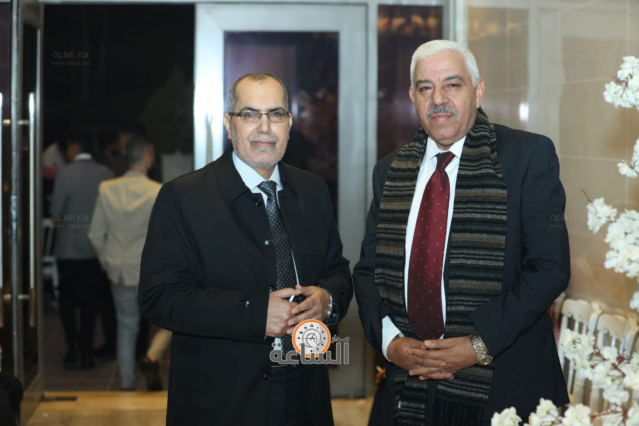 Madar Al-Saa Images 0.7055077456345885