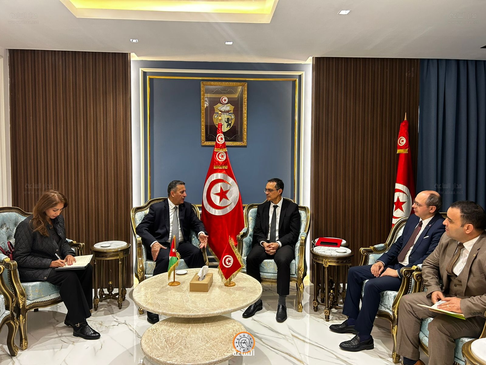 Madar Al-Saa Images 0.6378889482027825