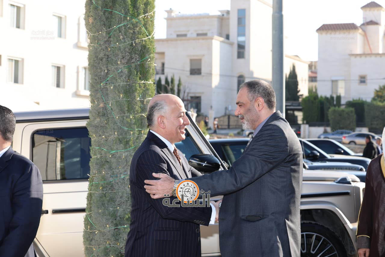 Madar Al-Saa Images 0.4441475222732474