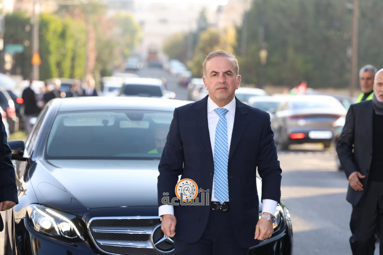 Madar Al-Saa Images 0.5182349912897284