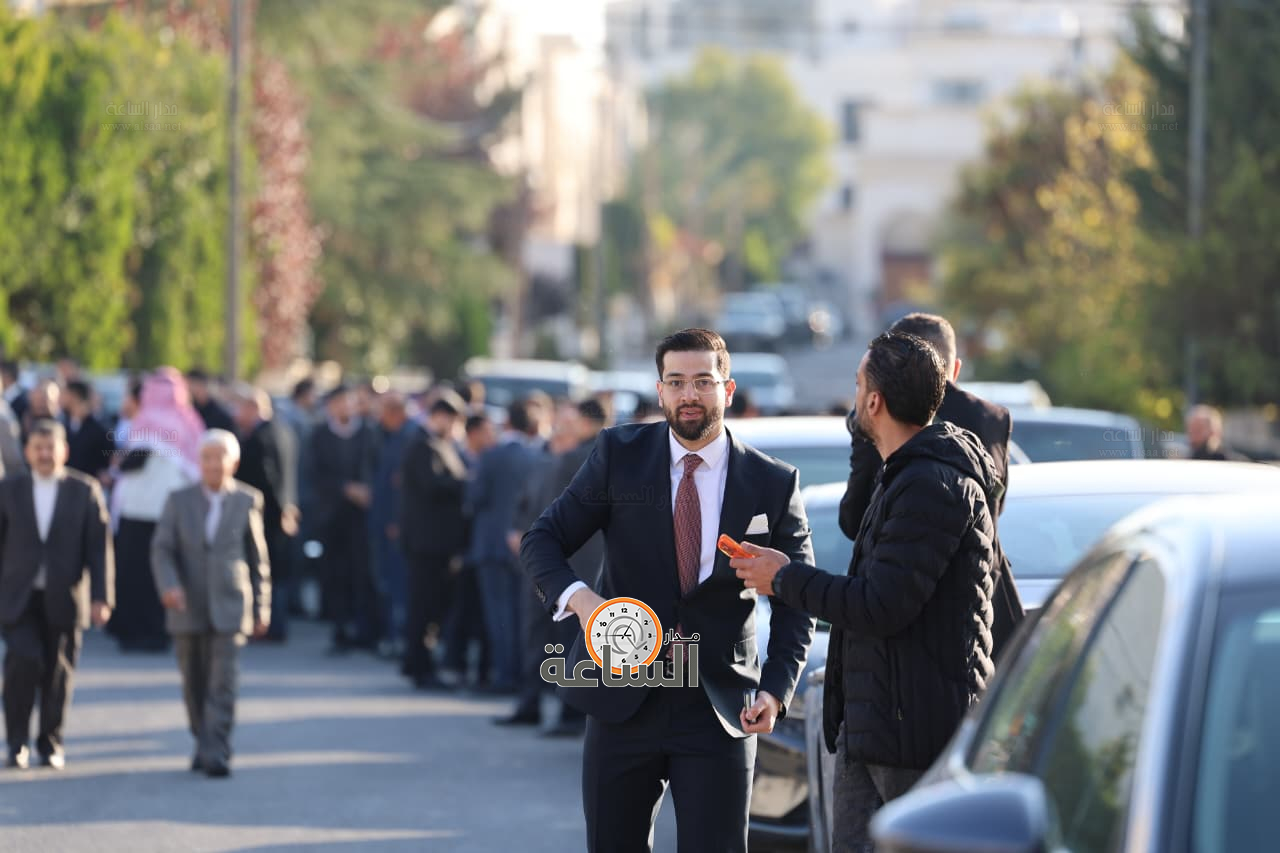 Madar Al-Saa Images 0.22344735003890737