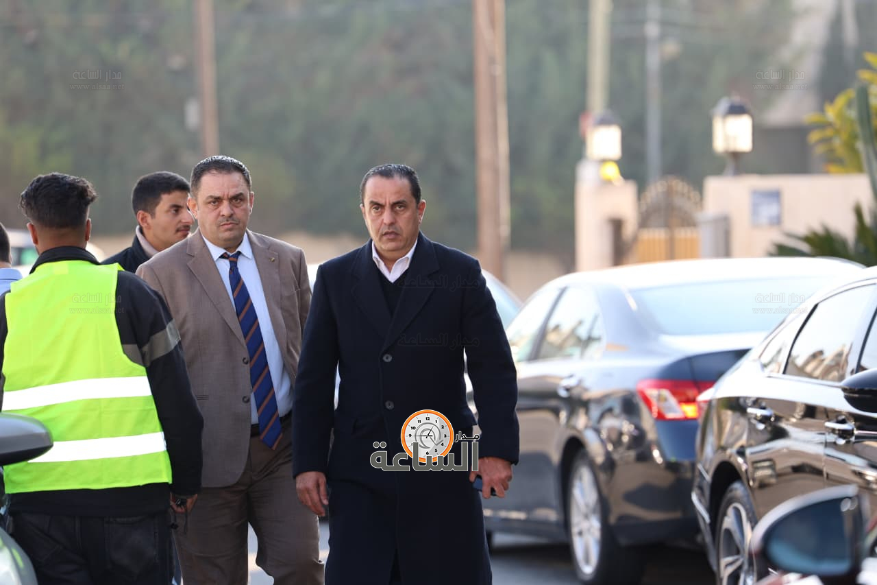 Madar Al-Saa Images 0.9757613124291296