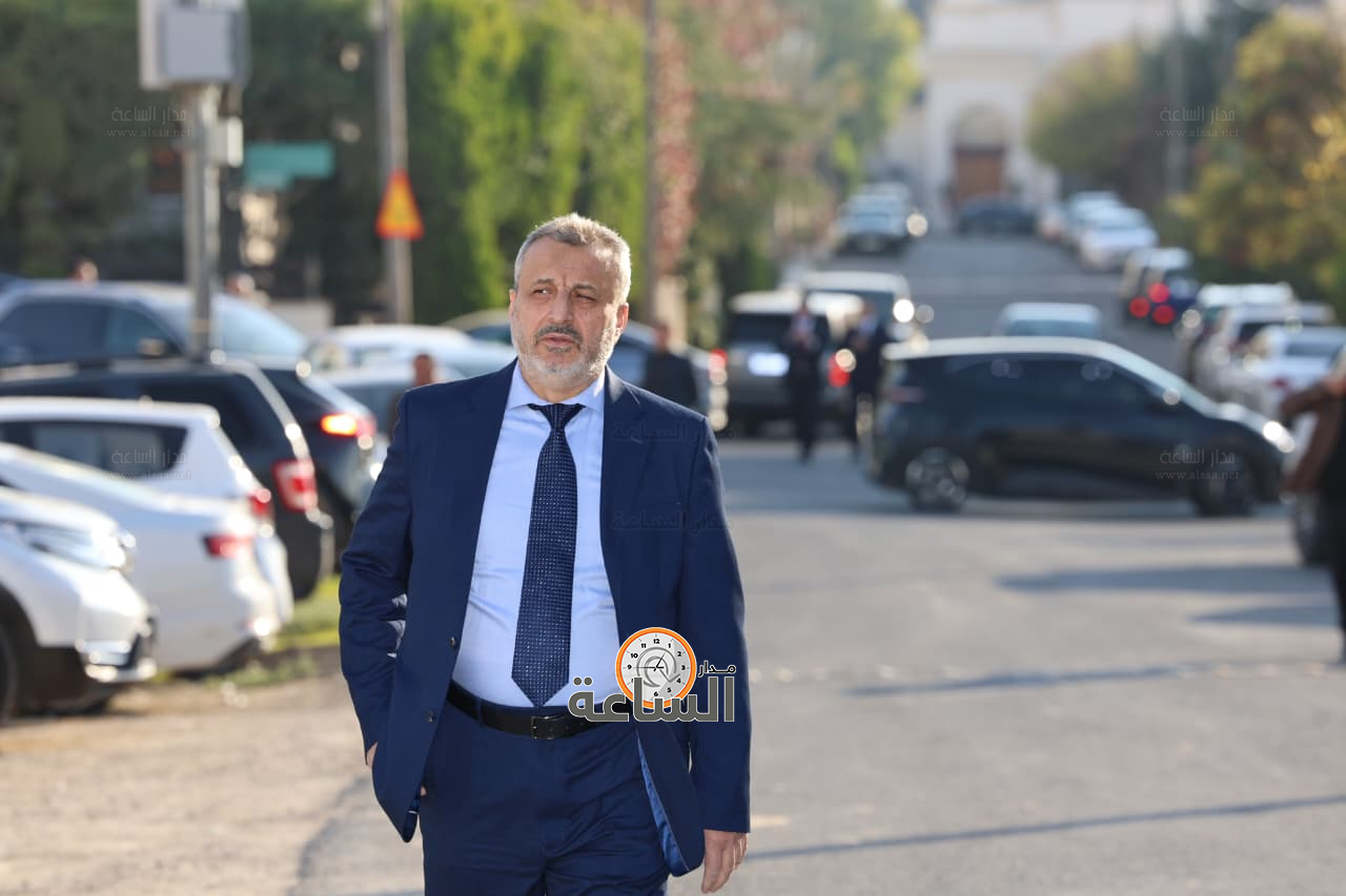 Madar Al-Saa Images 0.955694261550576