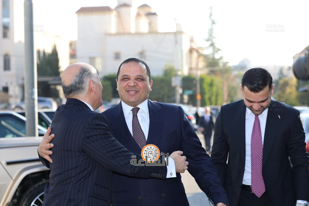 Madar Al-Saa Images 0.7432273564149652