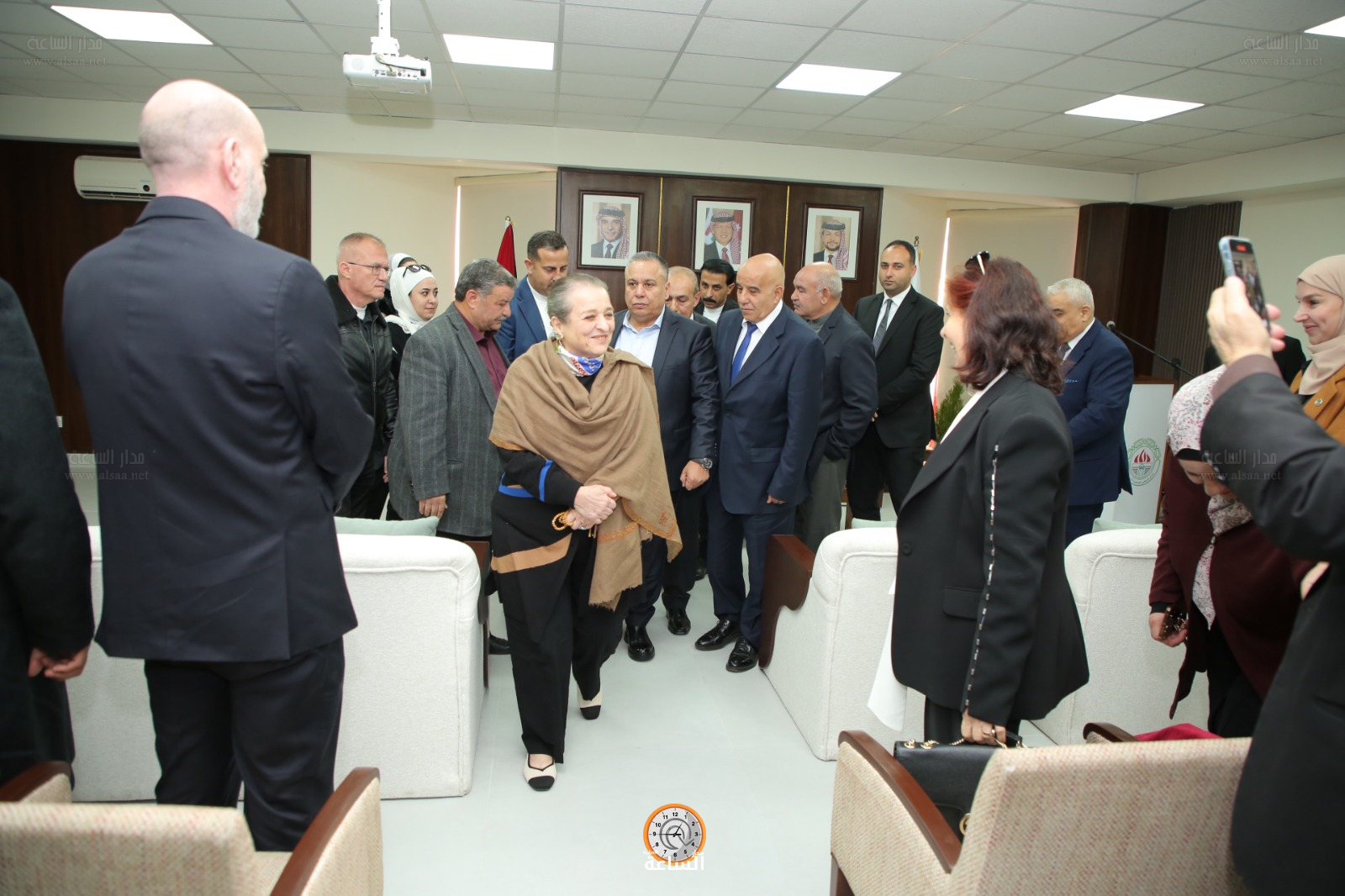 Madar Al-Saa Images 0.4390383879359113