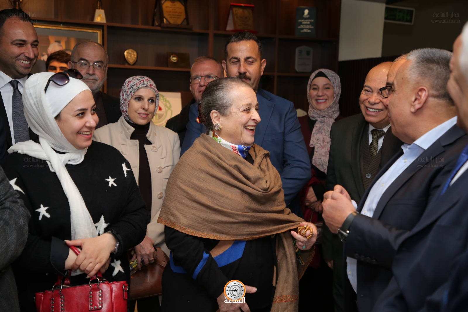 Madar Al-Saa Images 0.6471213741041704