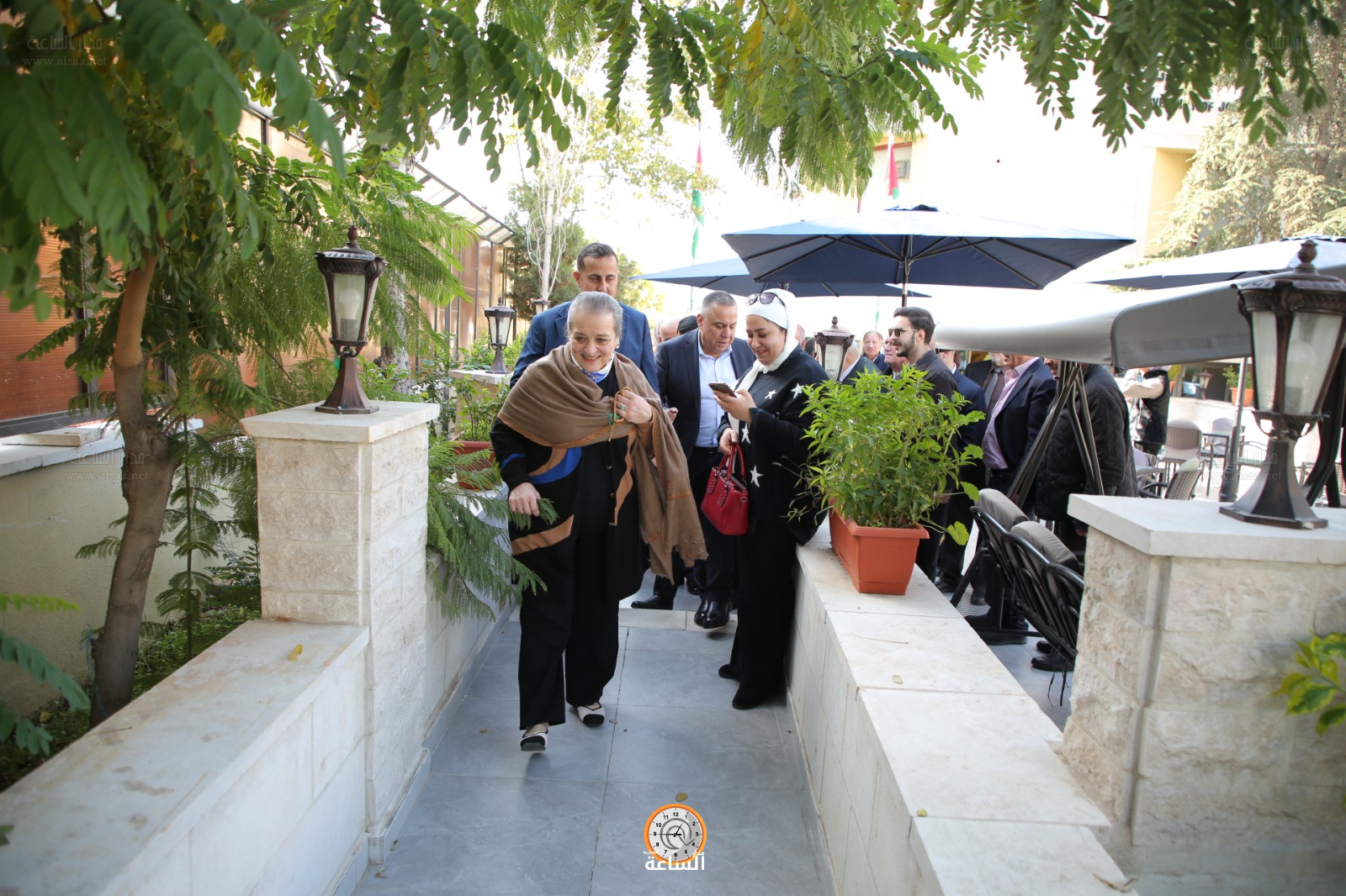 Madar Al-Saa Images 0.93079740402755